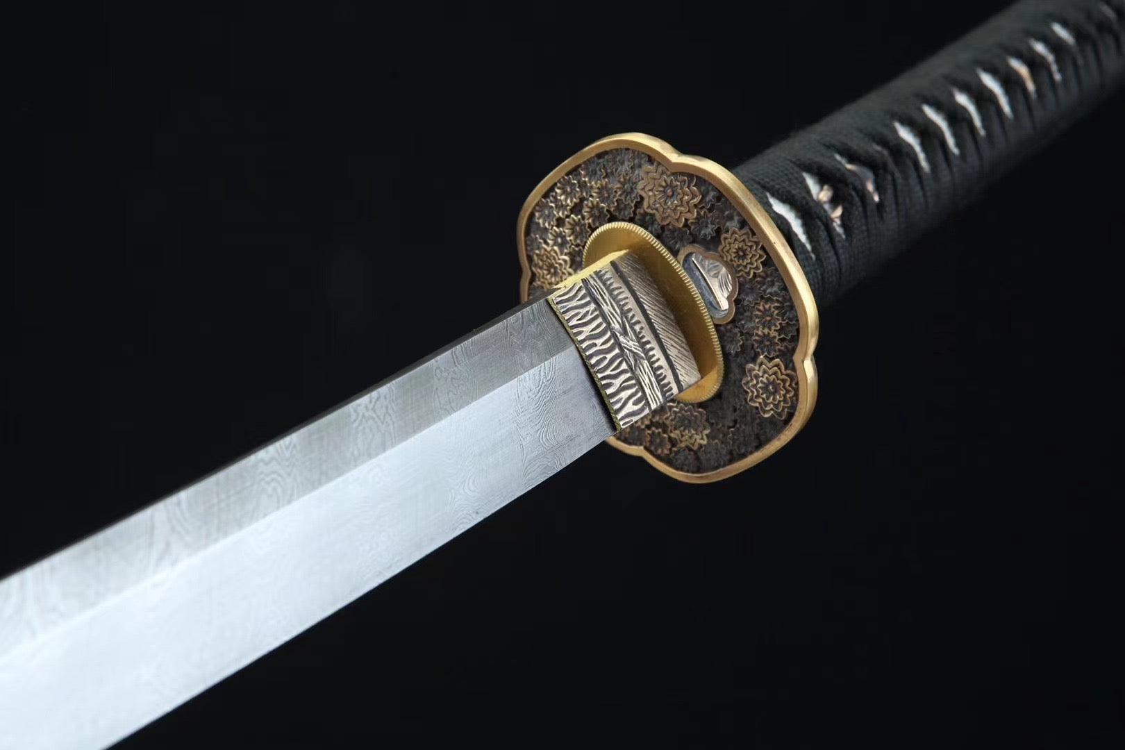 Damascus Steel Flower Tsuba Katana Sword,Real Handmade Japanese Samurai Sword Full Tang