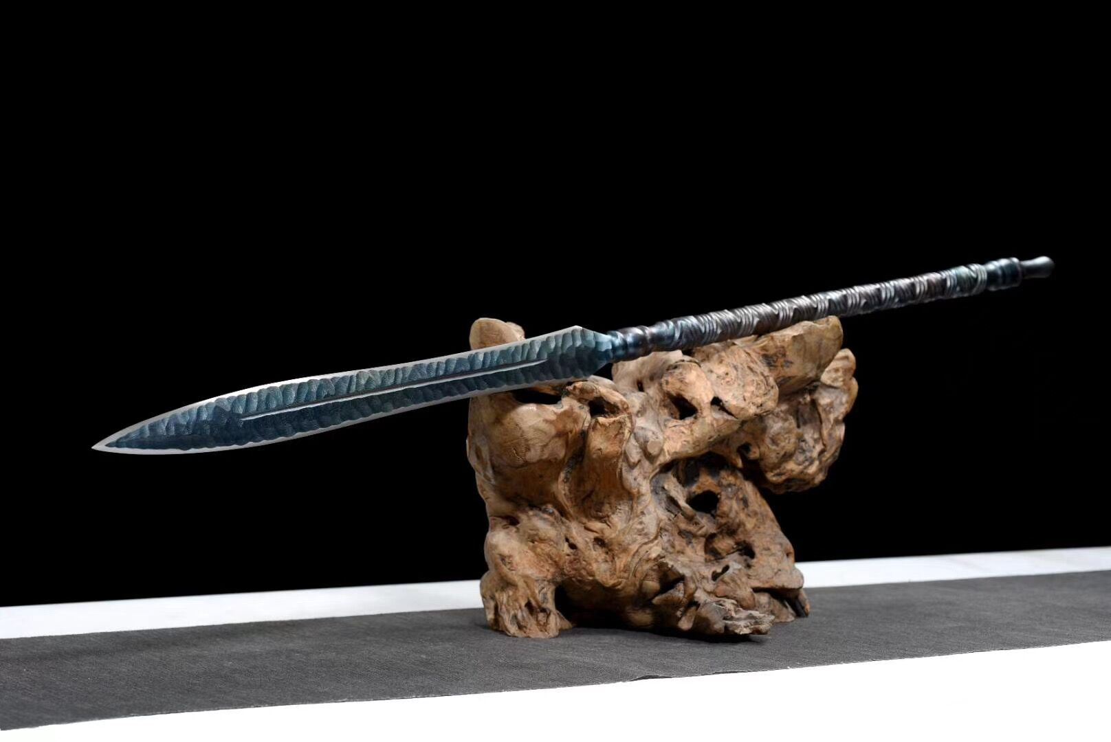 One-Piece Overlord Spear,Lance,Handmade weapon,Hundred steelmaking pattern steel,Longquan sword