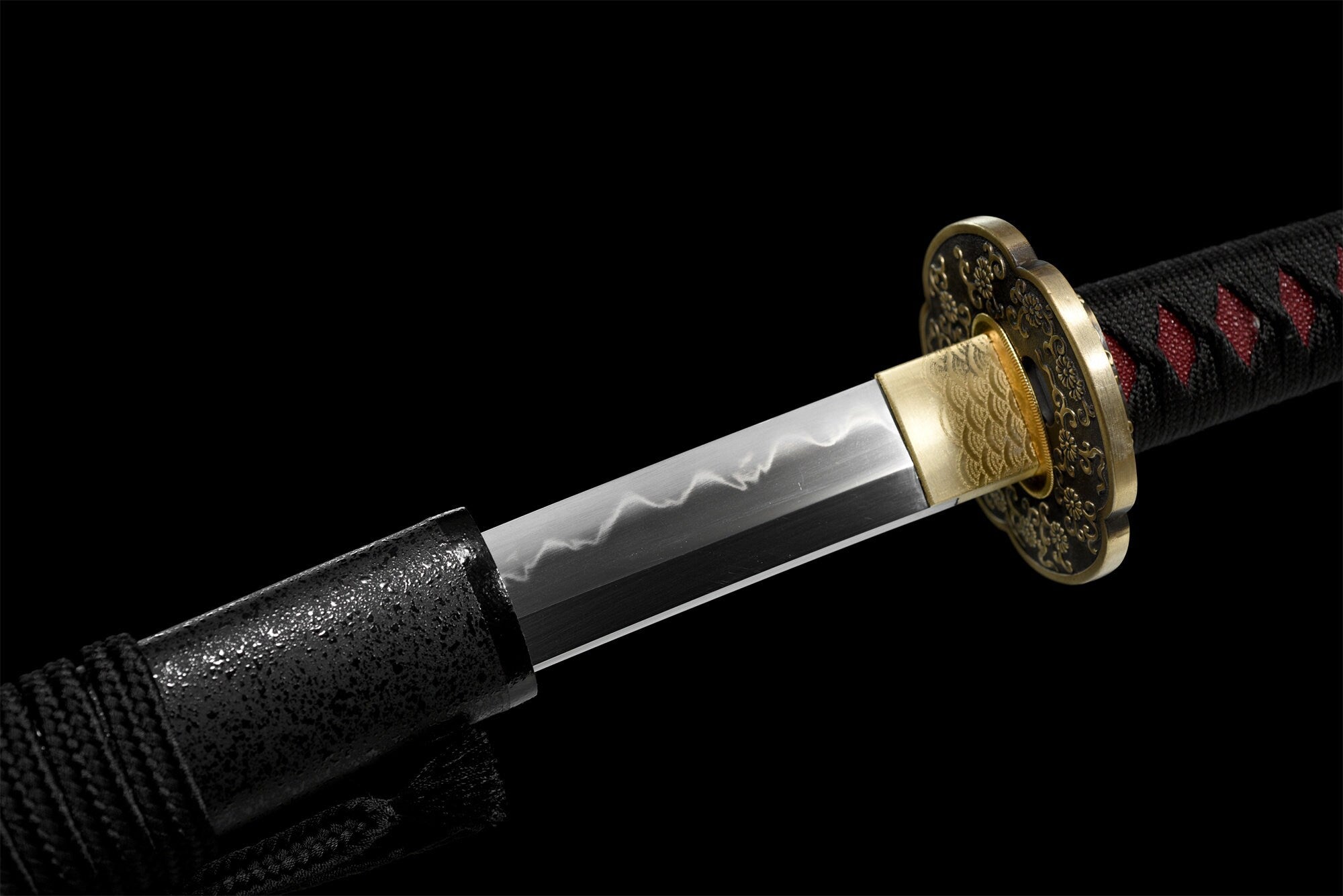 T8 High Carbon Steel  Clay Tempered With Hamon Handmade Black Katana Sword Real Japanese Samurai Sword Full Tang