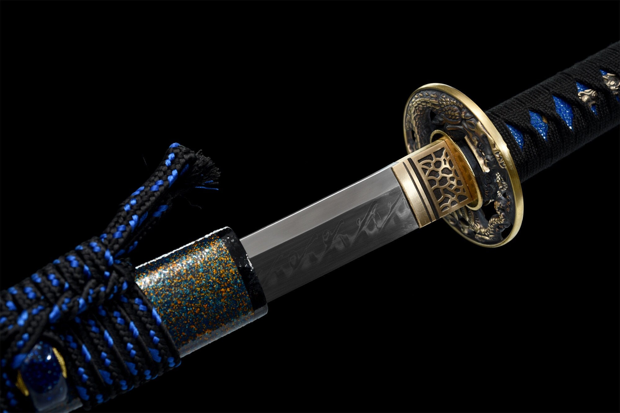 T10 Stahl Ton gehärtet mit Hamon Handgefertigtes Katana-Schwert mit Drachen-Tsuba Echtes japanisches Samurai-Schwert Full Tang