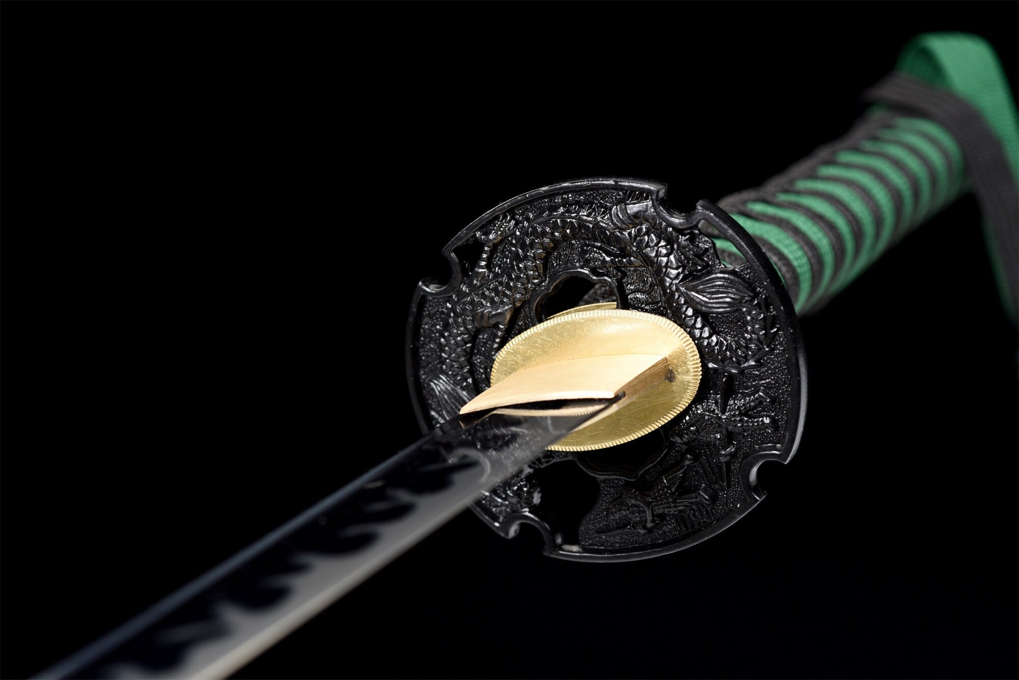 Black Dragon Tachi Katana,Handmade Japanese Samurai Sword,Real Tachi Sword,High manganese steel,Full tang