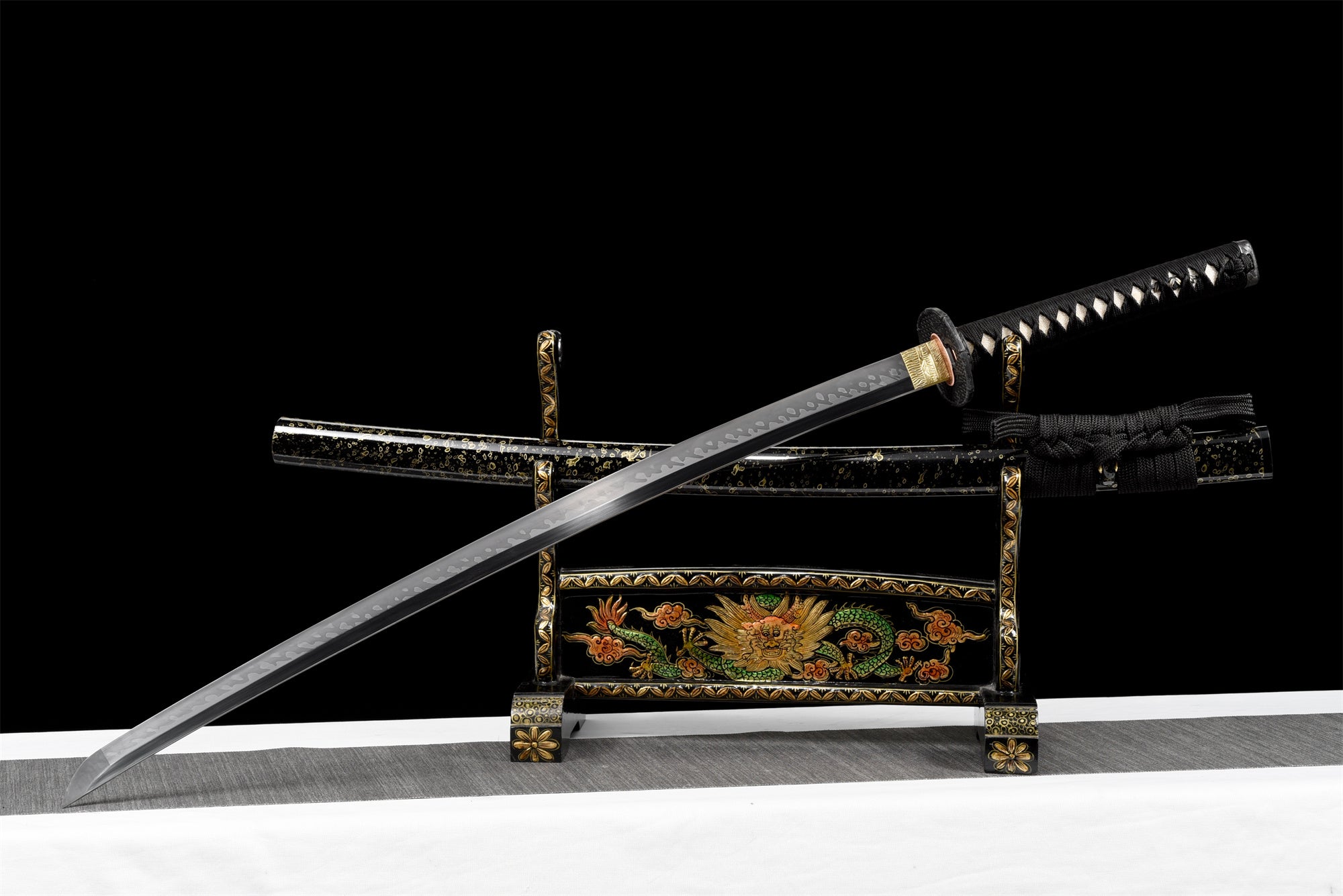 T10 High Carbon Steel Clay Tempered With Hamon Handmade Black Katana With Bamboo Leaves Tsuba Sword Real Japanese Samurai Sword Full Tang
