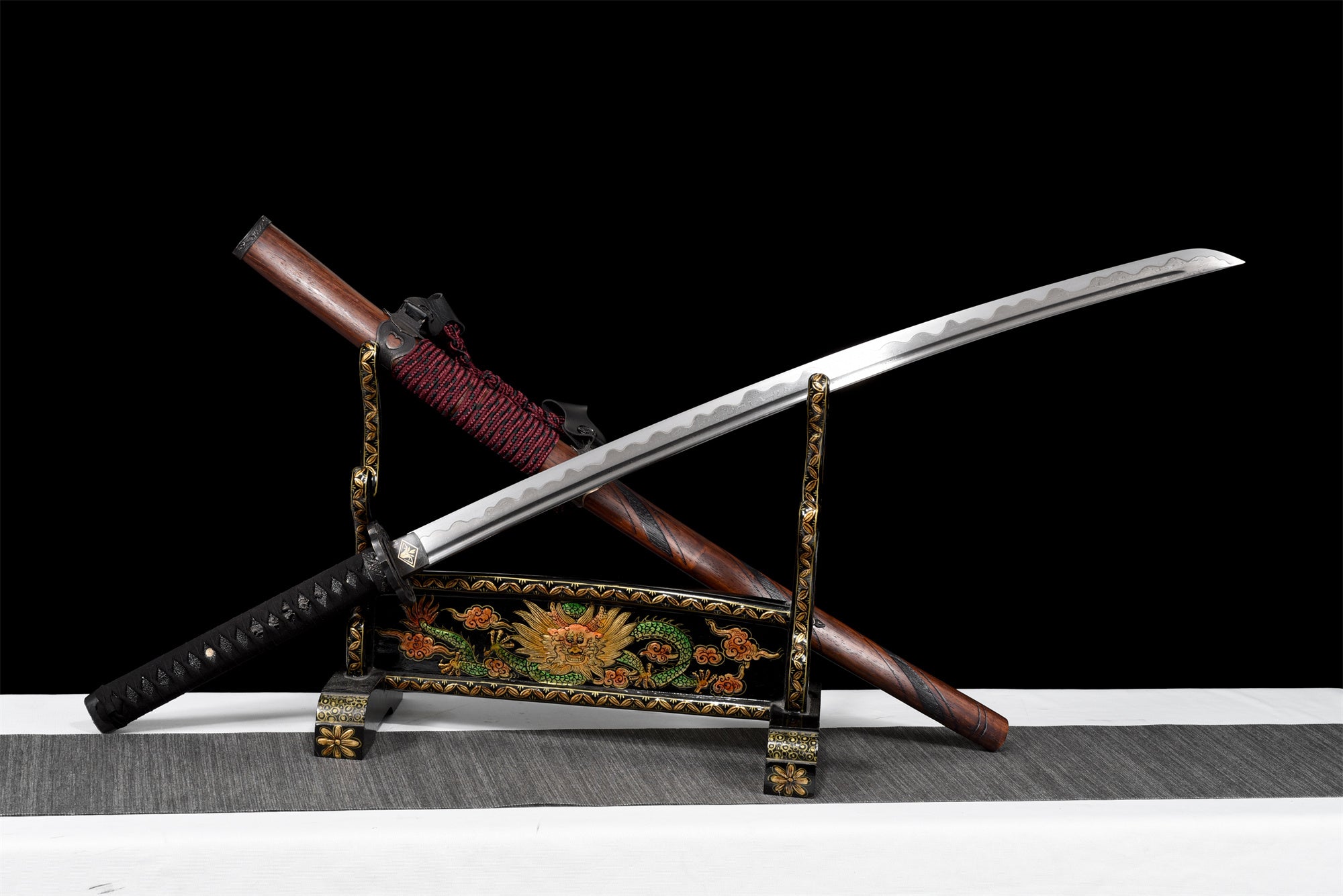 Undead Cut Tachi Katana,Sekiro: Shadows Die Twice,Real Japanese Samurai Sword,Handmade Tachi Sword,Damascus Steel,Full Tang